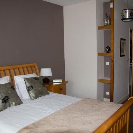 Pont Vieux Chambres D'Hotes 孔佛朗 外观 照片